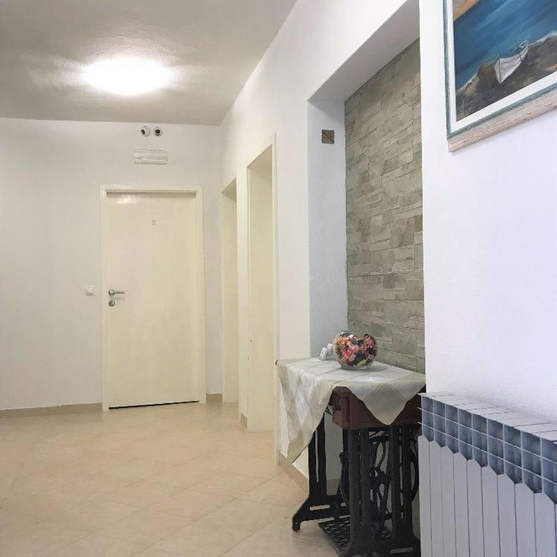 Berulia Rooms Brela Extérieur photo